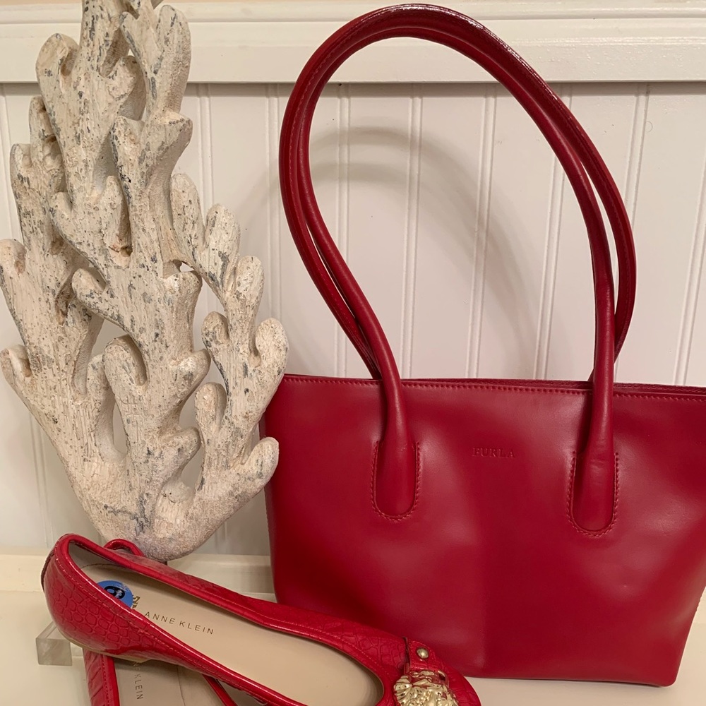 🔥BRAND NEW🔥 FURLA in Bright Red Leather
